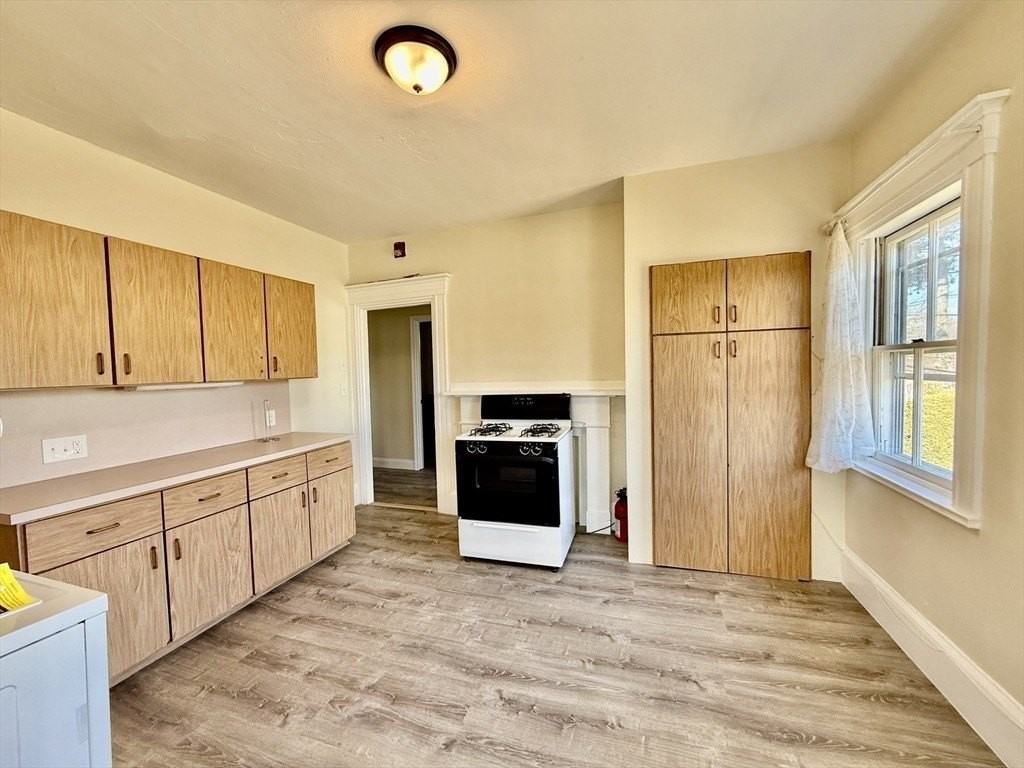 84 Pearl St #2F - Photo 6 of 29