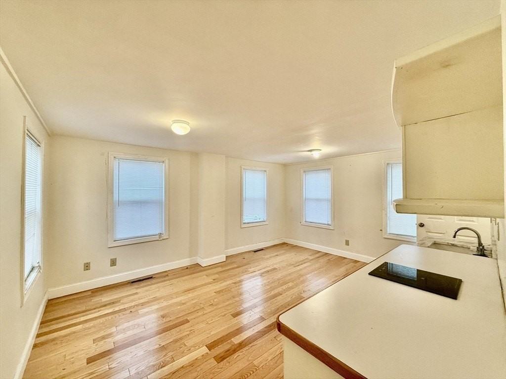 19 Common St #2 - Photo 3 of 9