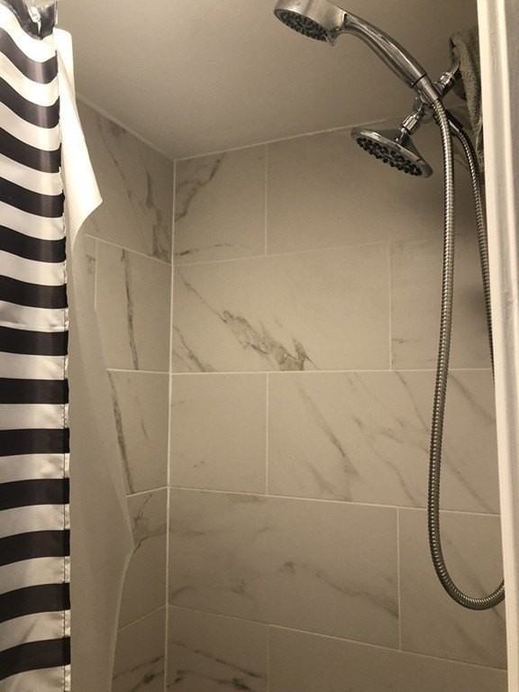 19 Common St #2 - Photo 6 of 9