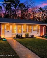 featured image of 219 Buckingham Ct #E