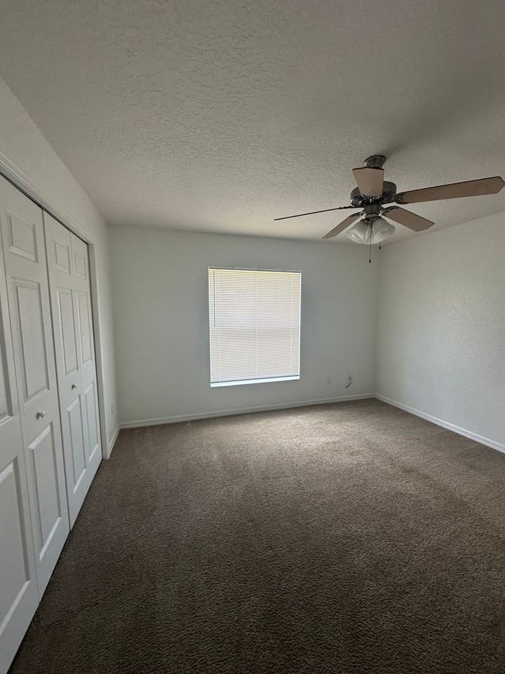 7146 Sw 134th St - Photo 3 of 9