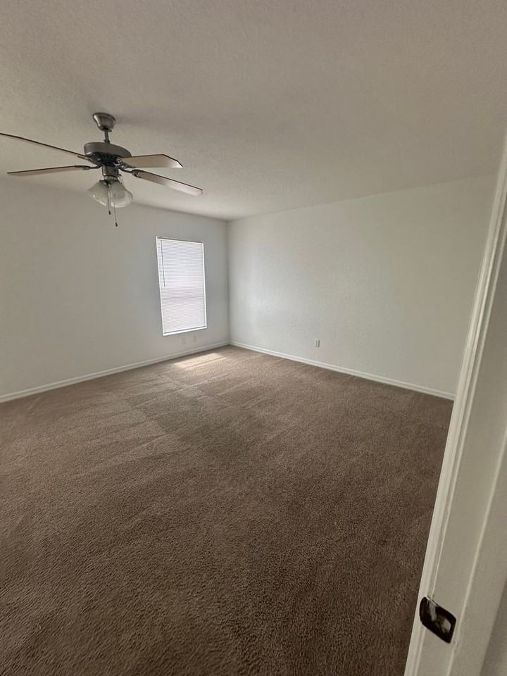 7146 Sw 134th St - Photo 6 of 9
