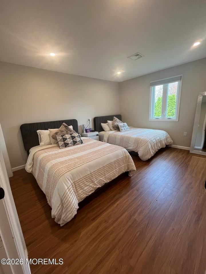 84 Forest St - Photo 6 of 18
