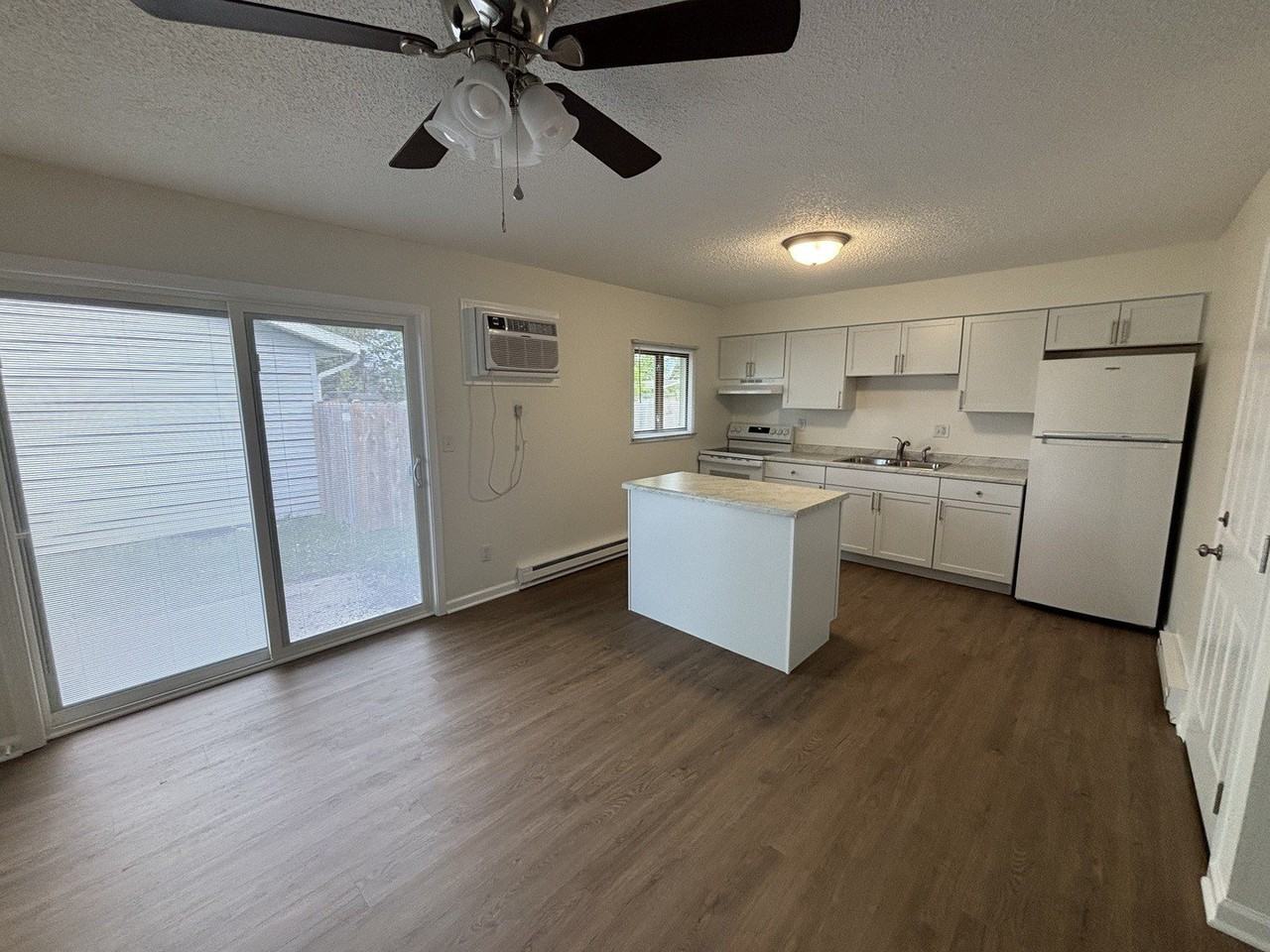207 S King St #207 - Photo 4 of 11