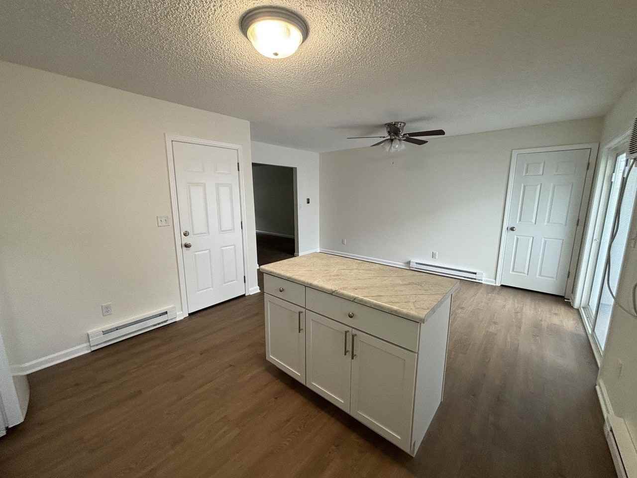 207 S King St #207 - Photo 5 of 11