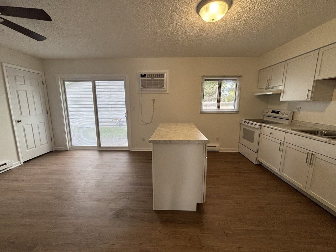 207 S King St #207 - Photo 6 of 11