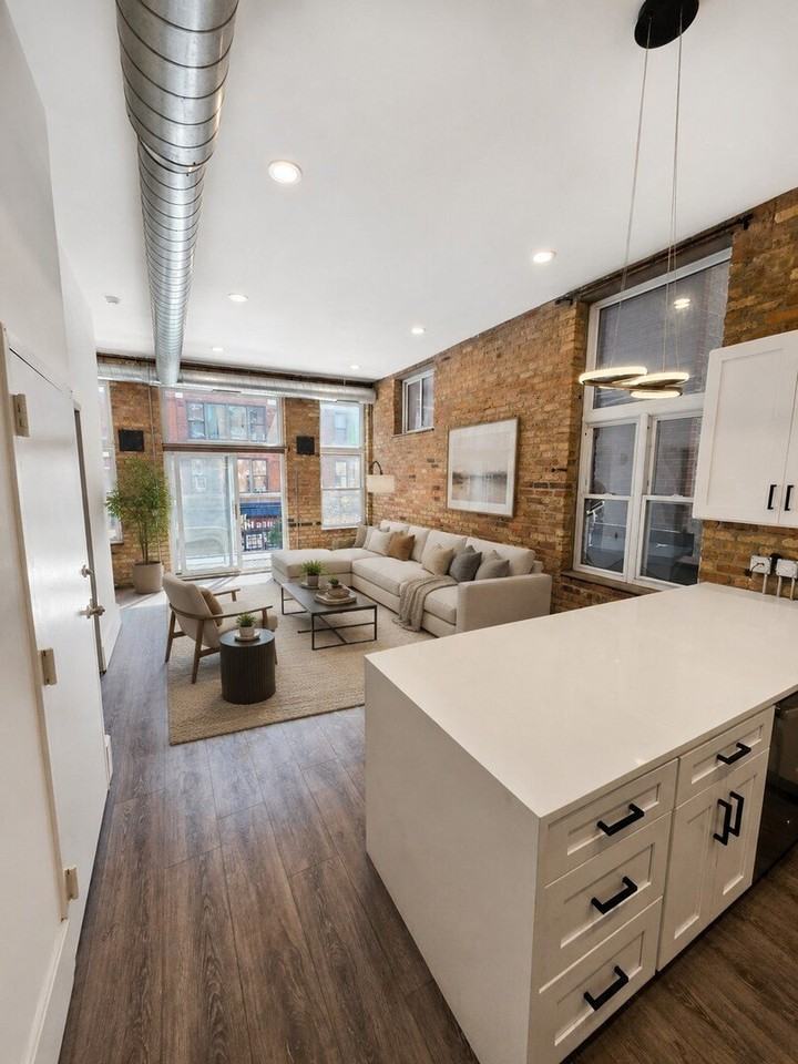 1547 N Milwaukee Ave #2N - Photo 2 of 19