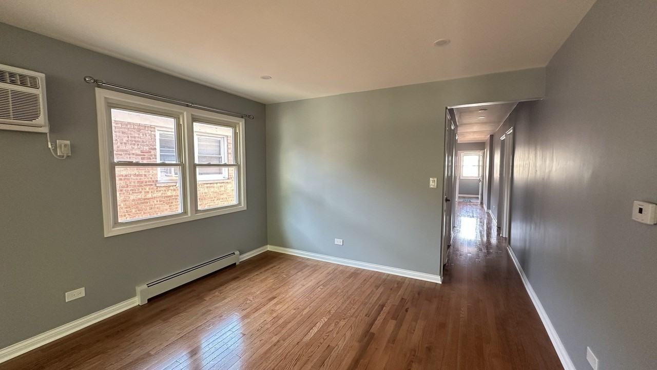 5404 N Central Ave #2 - Photo 5 of 23