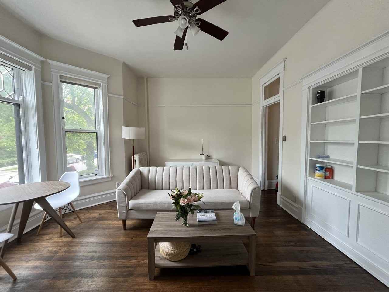 1359 E 57th St #1 - Photo 6 of 25