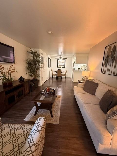 171 Mariposa Apartments - Photo 3 of 28