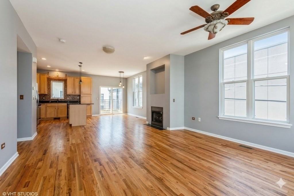 3238 N Kilbourn Ave #14 - Photo 3 of 16