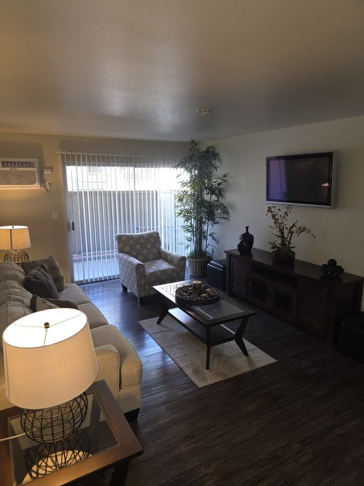 171 Mariposa Apartments - Photo 2 of 28