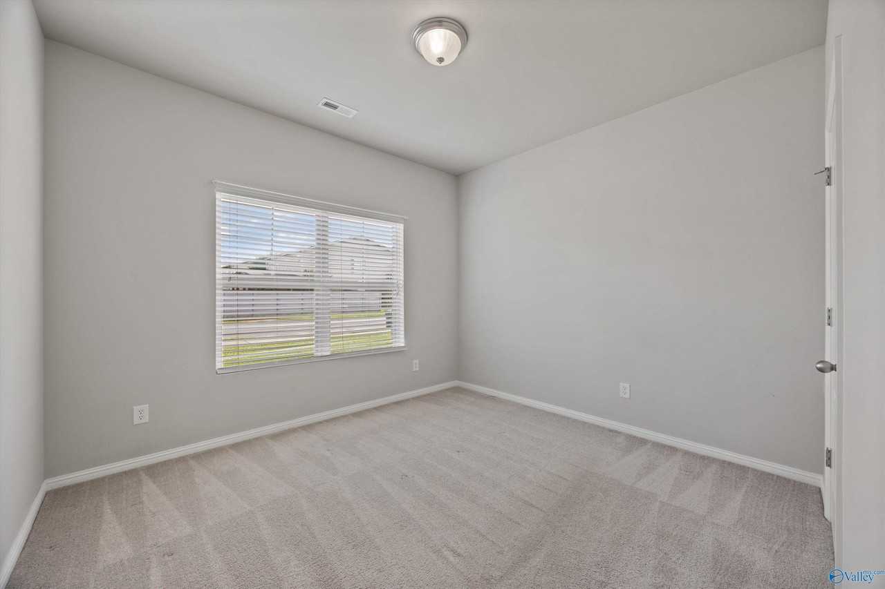 30000 Abbeywood Ln - Photo 5 of 24