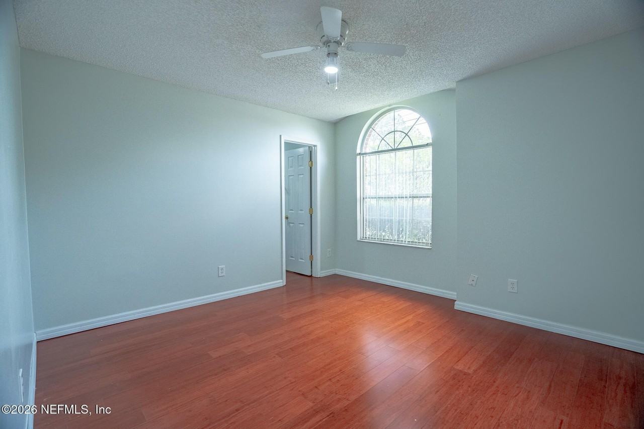 2441 University Blvd S - Photo 7 of 29