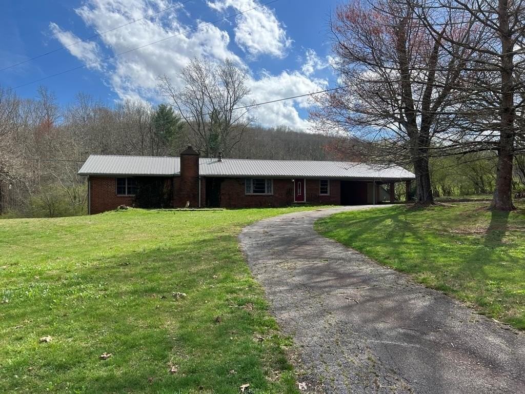 10380 Old Highway 76 - Photo 2 of 23