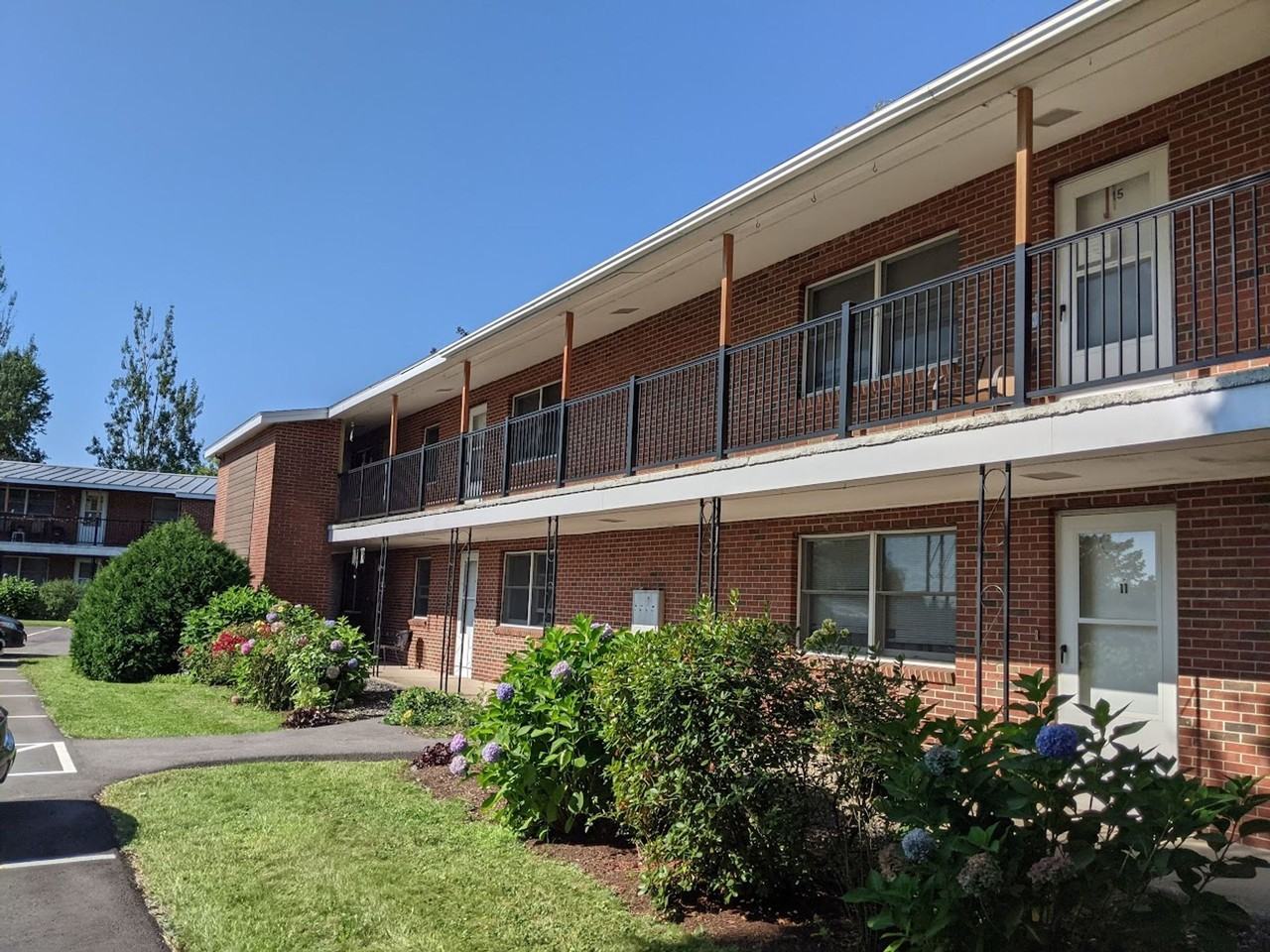 The Cove Apartments offering 1 & 2 Bedroom Apartments Great Location Rockland - Photo 7 of 18