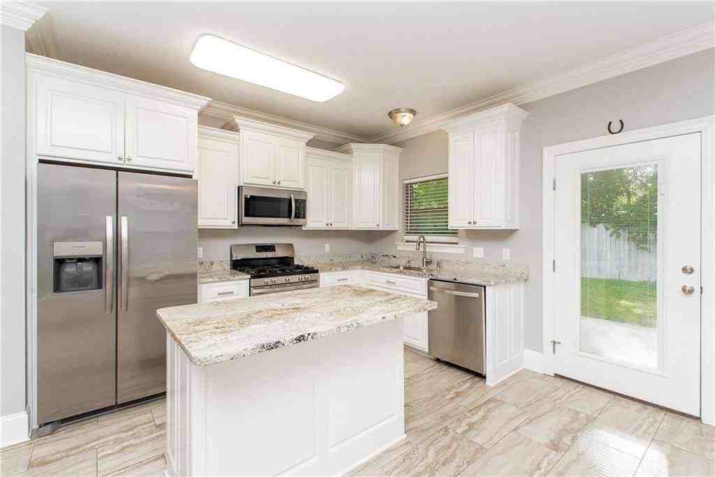 40046 Twin Creeks Dr #B - Photo 3 of 16