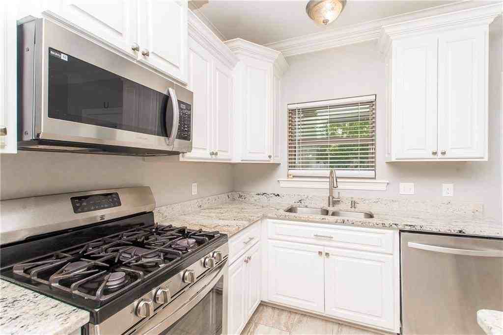 40046 Twin Creeks Dr #B - Photo 4 of 16