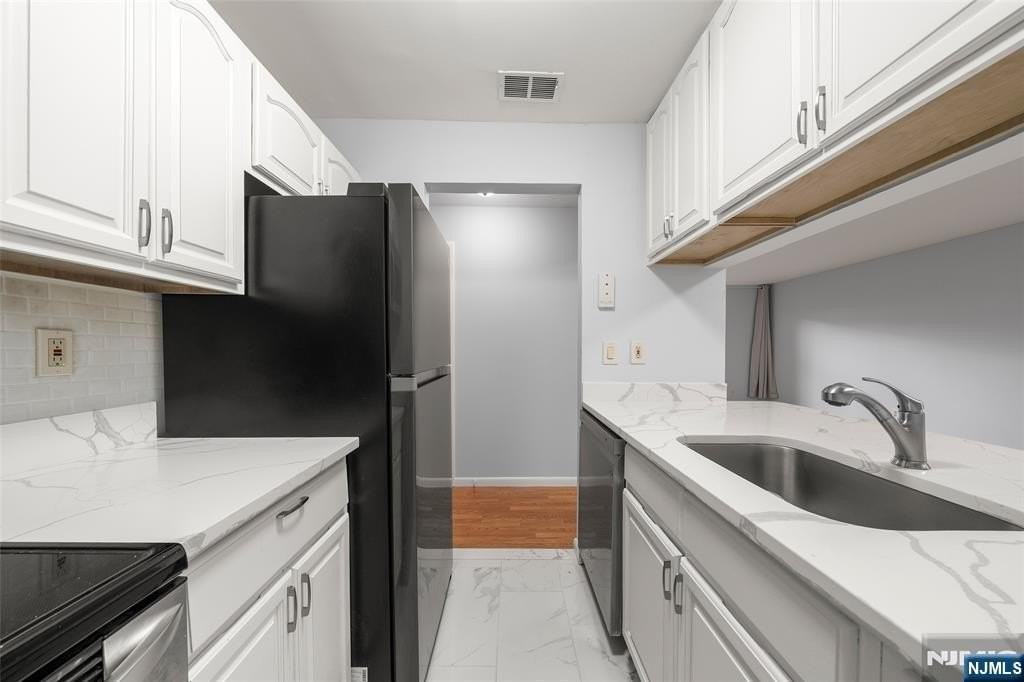 216A Washington Ave #216A - Photo 7 of 17