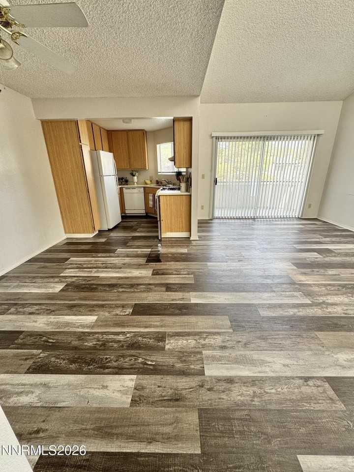 2519 Sunny Slope Dr #5 - Photo 4 of 11
