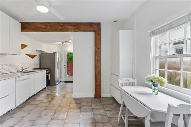 2115 Chippewa St - Photo 7 of 15