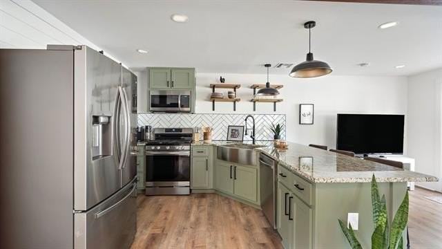 208 S Oak St - Photo 5 of 15