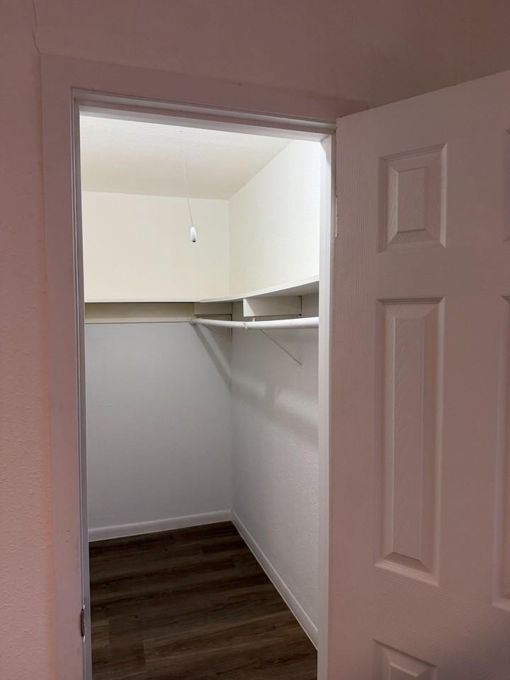 Rockaway Dr - Photo 6 of 15