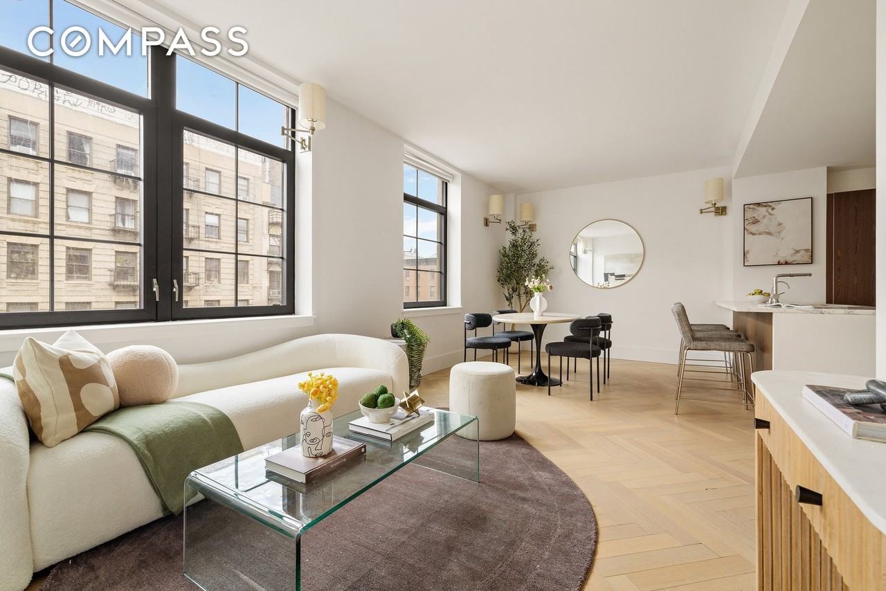 100 Avenue A #4B - Photo 2 of 10