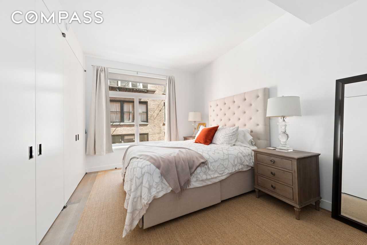 21 W 20th St #4 - Photo 4 of 7