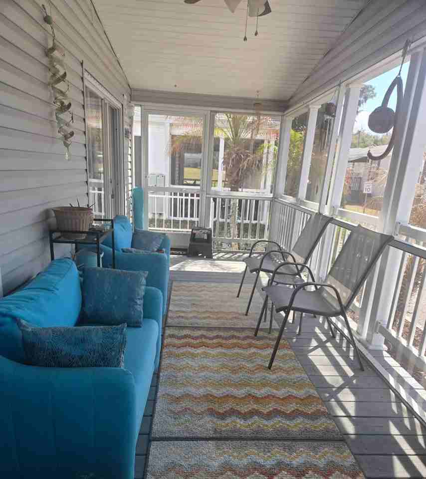36102 Citrus Blvd - Photo 3 of 15