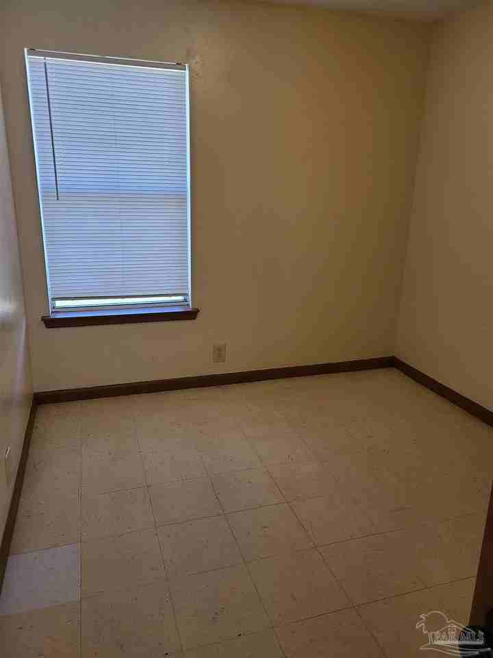 1804 W Belmont St #A - Photo 5 of 8