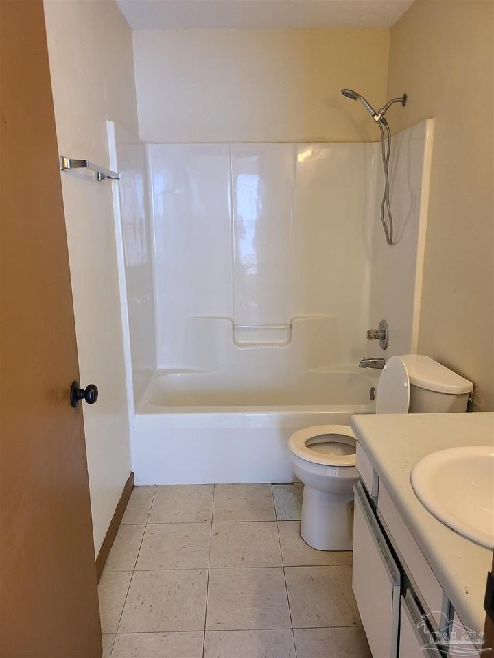 1804 W Belmont St #A - Photo 7 of 8