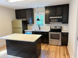 featured image of 322 N Broadway