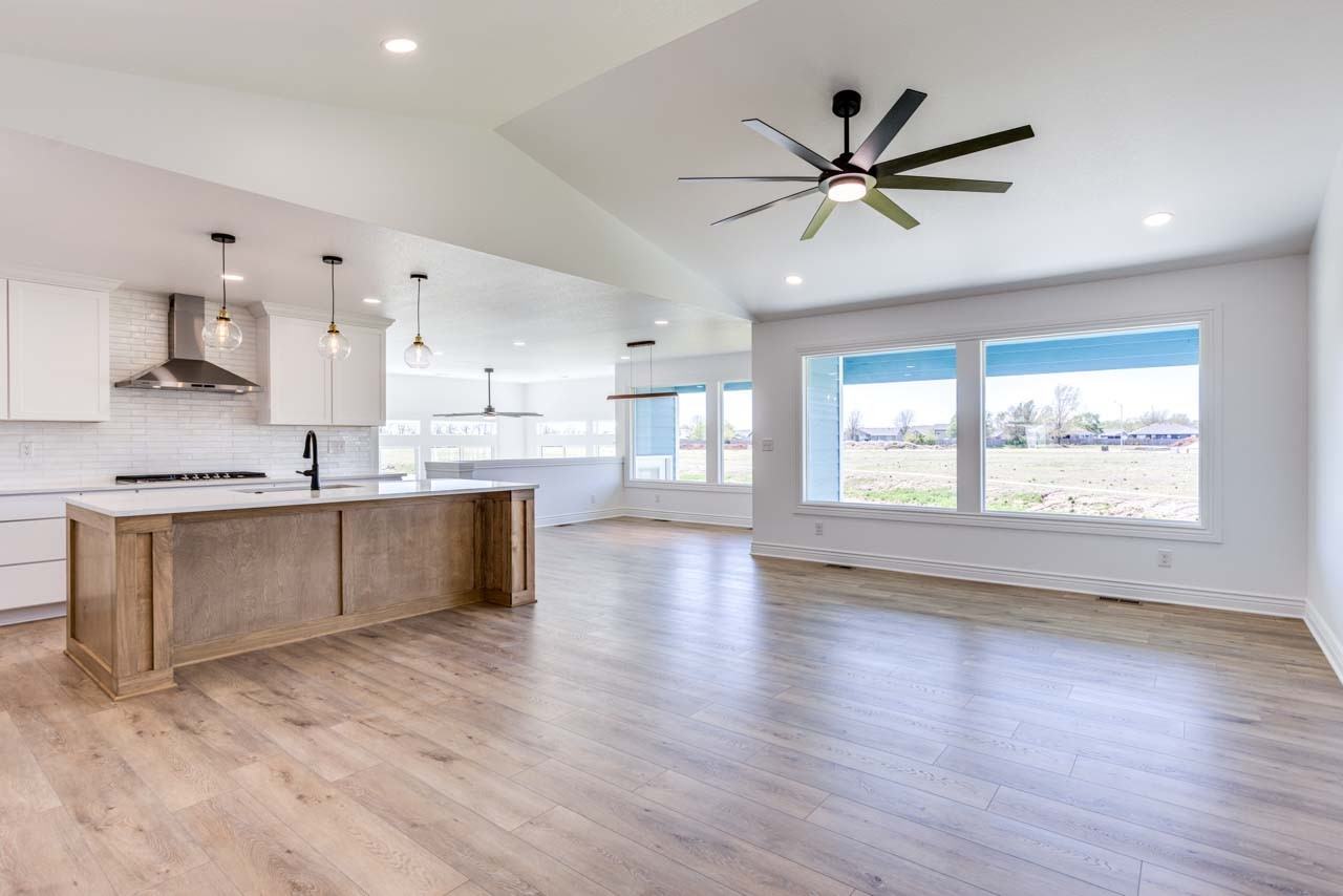 459 Stoney Creek St #1 - Photo 6 of 49