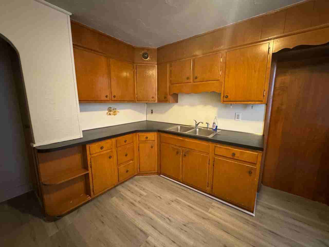 821 N George St #1 - Photo 2 of 16