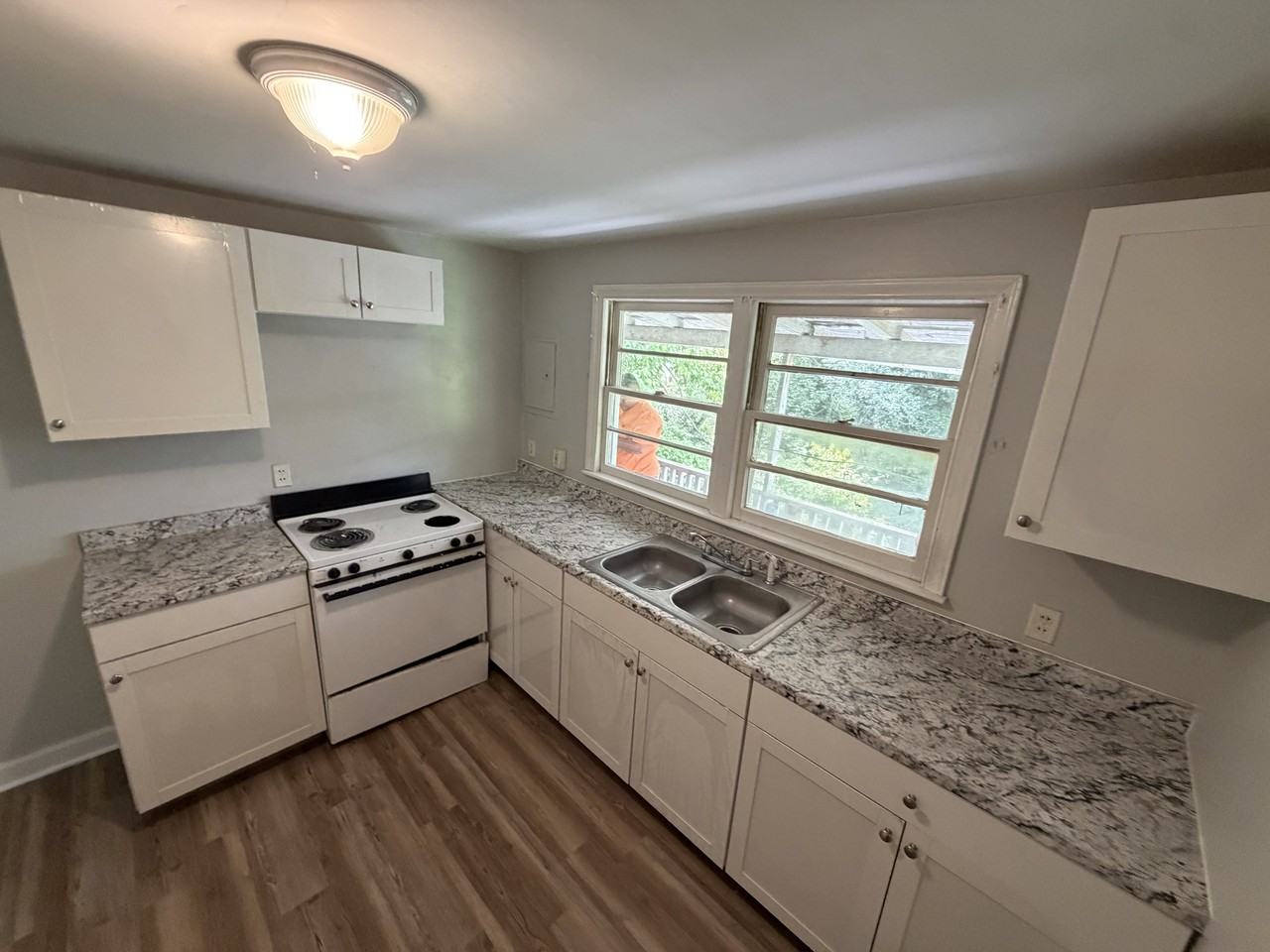 6 Avon Rd #1 - Photo 3 of 11