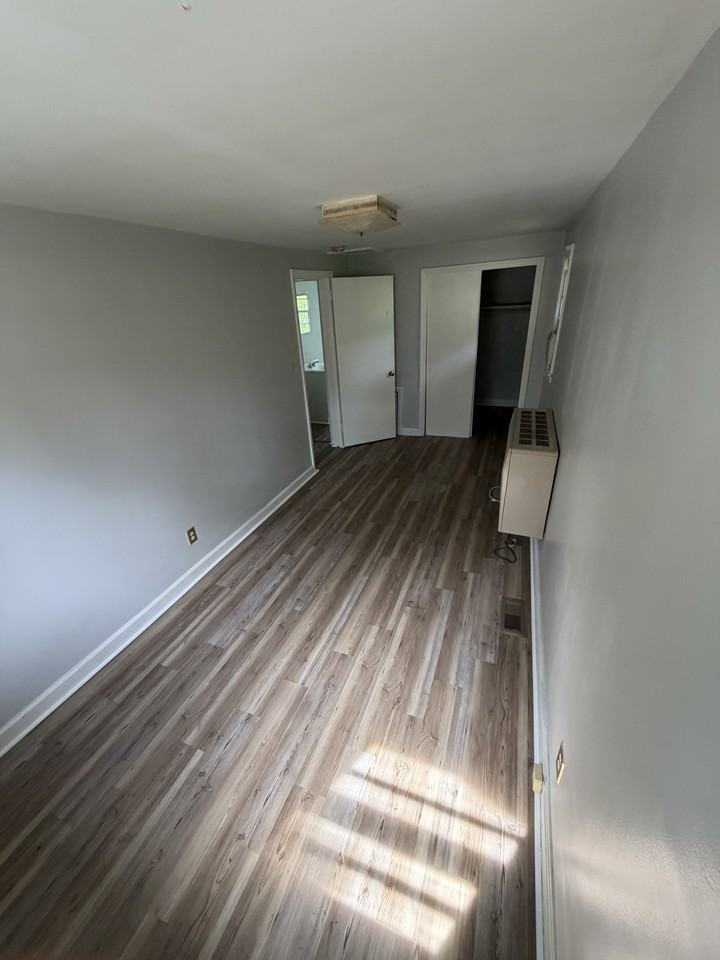 6 Avon Rd #1 - Photo 4 of 11