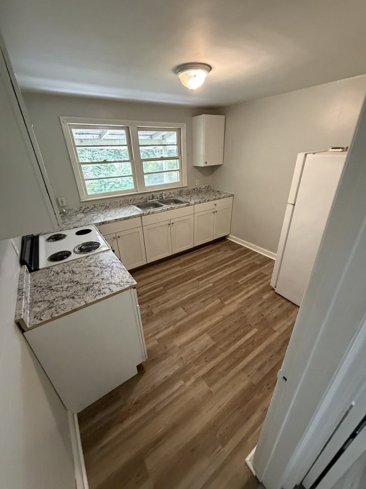 6 Avon Rd #1 - Photo 7 of 11