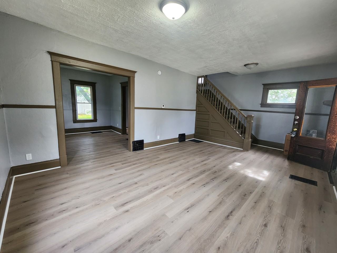 525 Courtland St #1 - Photo 2 of 13