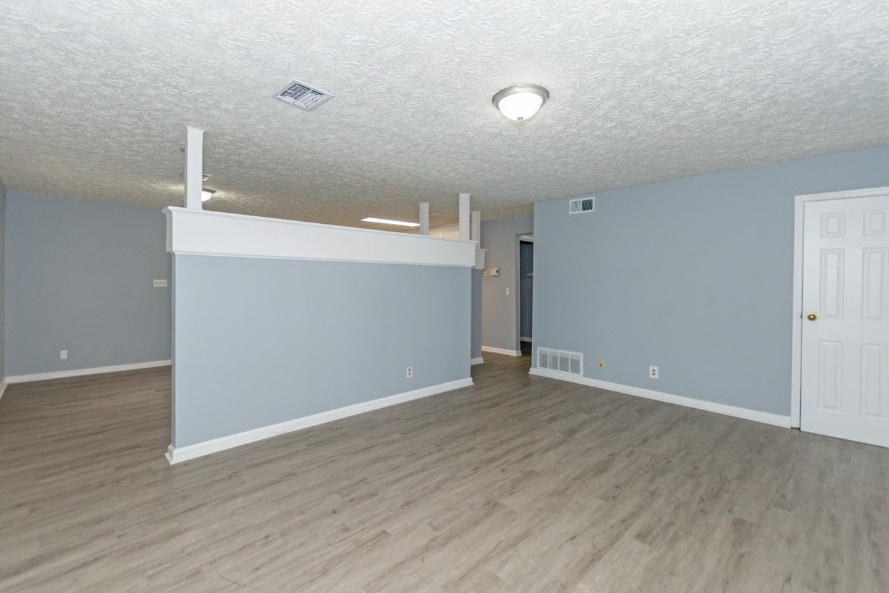 4342 Sunshine Dr #1 - Photo 7 of 30