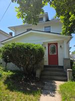 featured image of 315 N Summit St