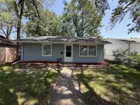 5048 Girard Ave N - Photo 1 of 1
