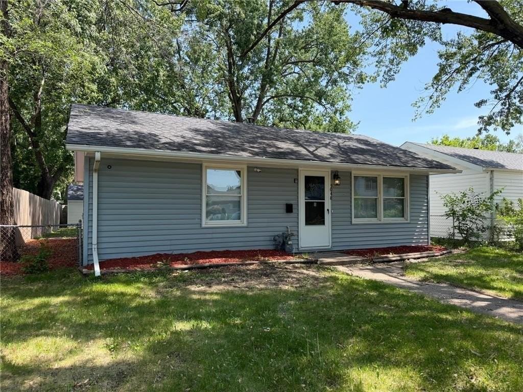 5048 Girard Ave N - Photo 2 of 17