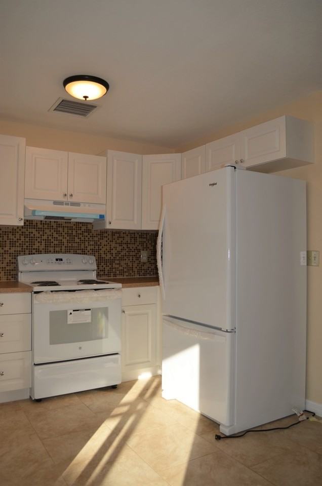 7442 Como Dr - Photo 7 of 22