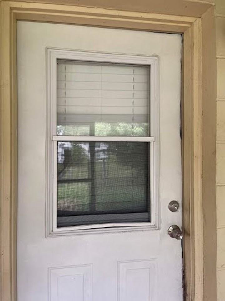 2685 Ne 44th St - Photo 2 of 10