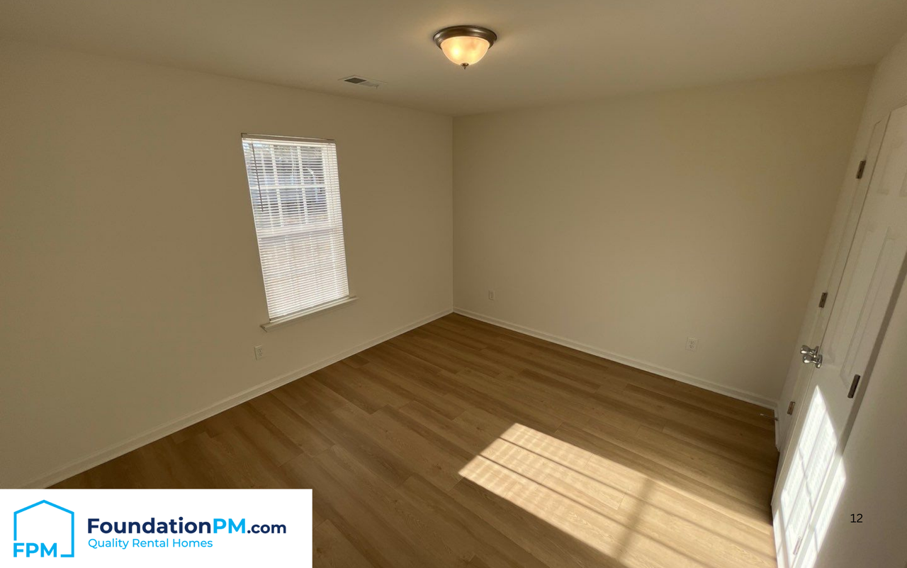 388 Mcfarland Dr #1 - Photo 7 of 18