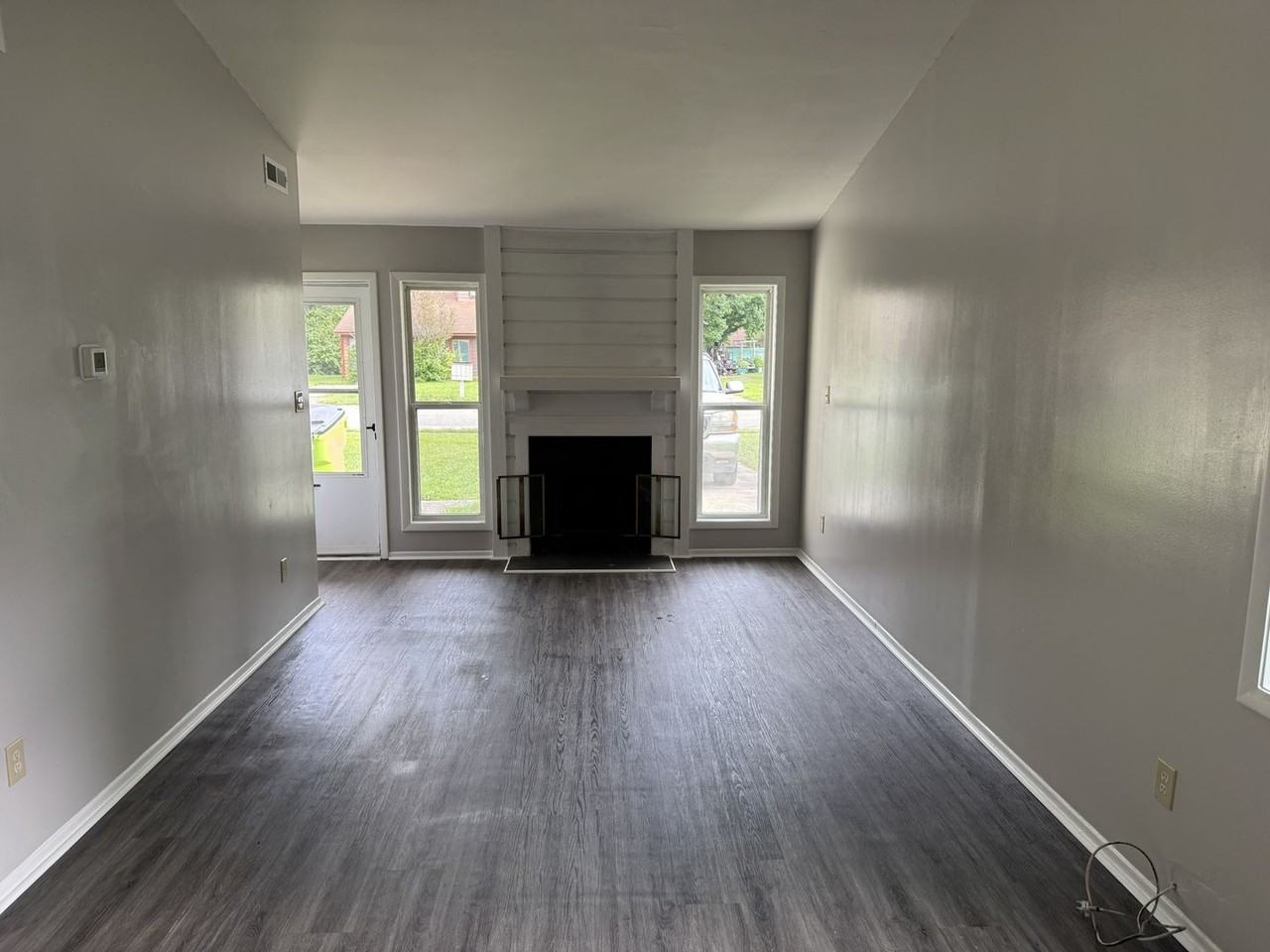 109 Twin Wood Dr - Photo 2 of 6