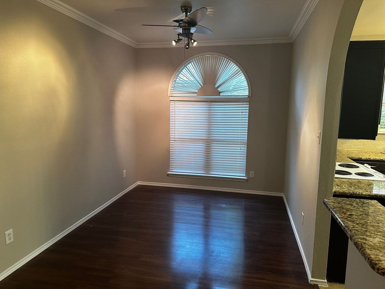 1809 Estates Dr - Photo 5 of 25