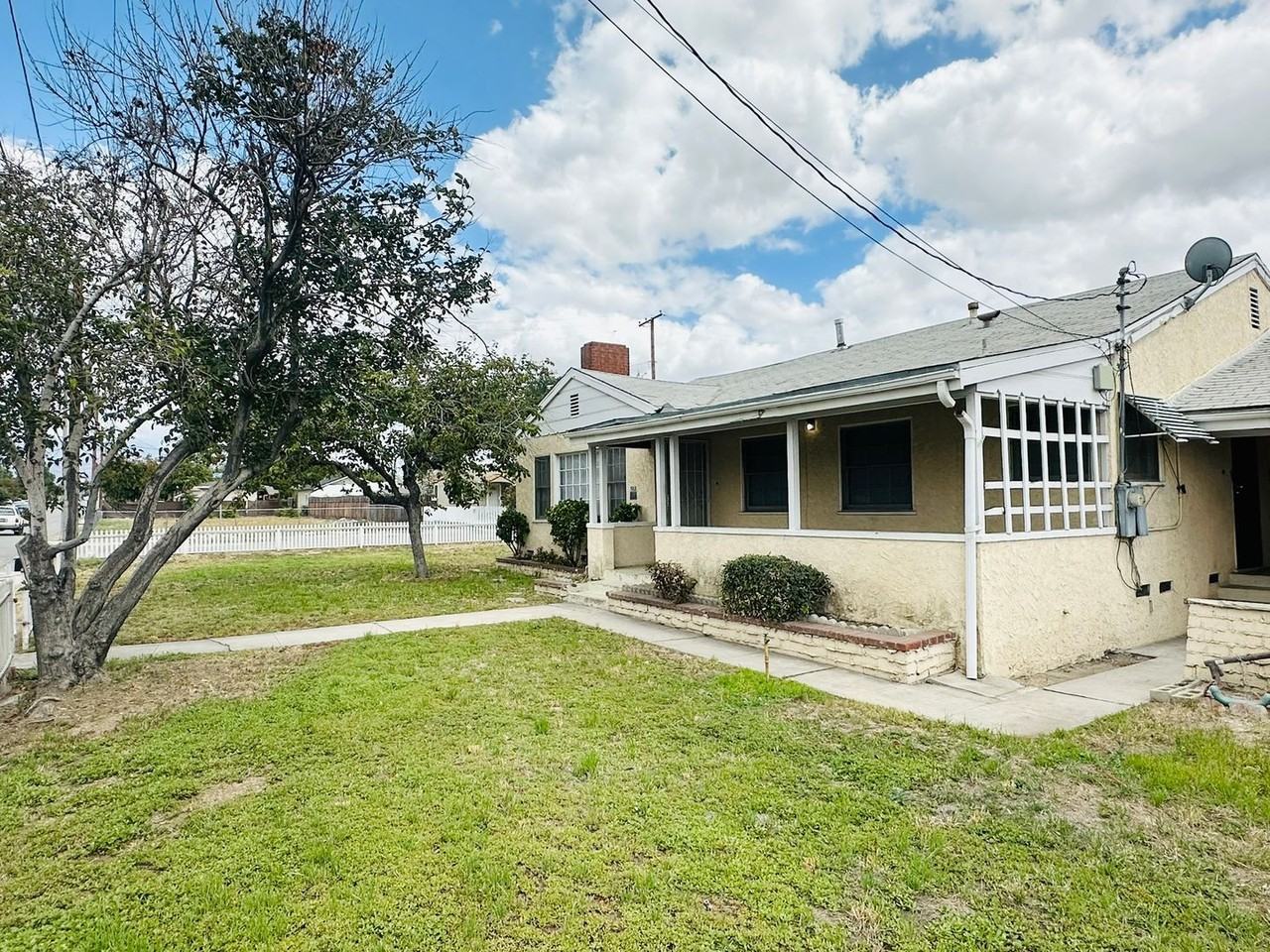 503 W Lugonia Ave - Photo 3 of 30