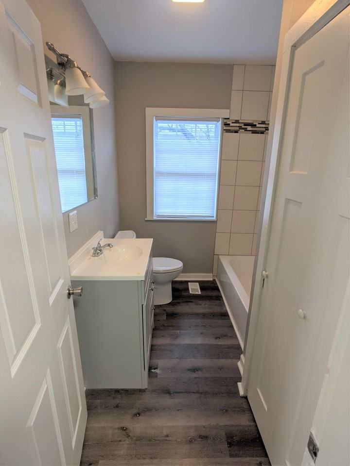 2168 Carrollton Ave - Photo 3 of 13
